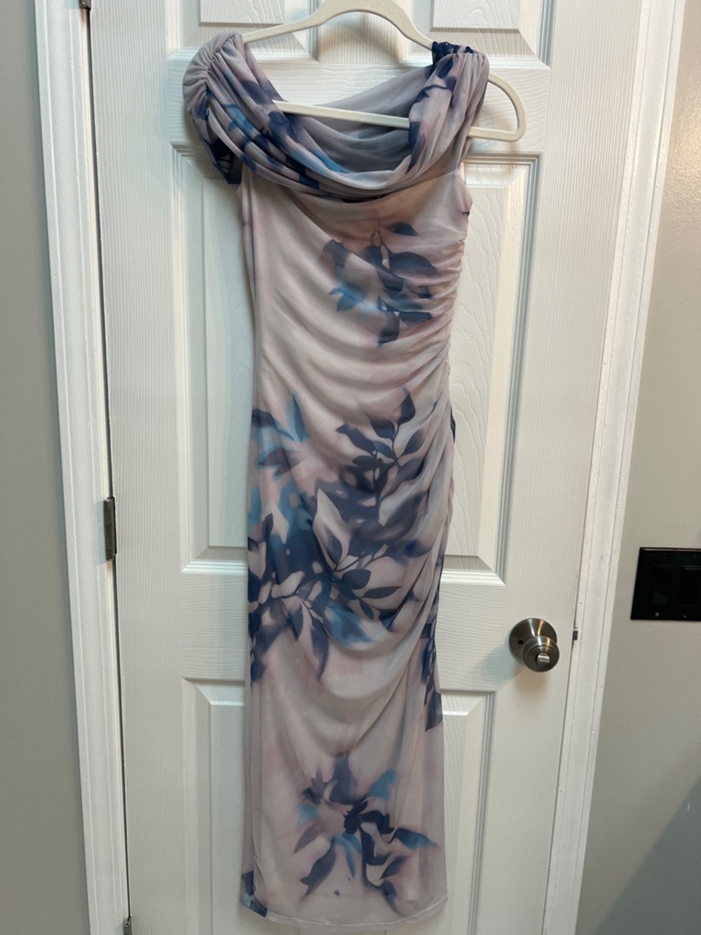 Abercrombie & Fitch Sheer Layered Dress in Light pink and purple/blue